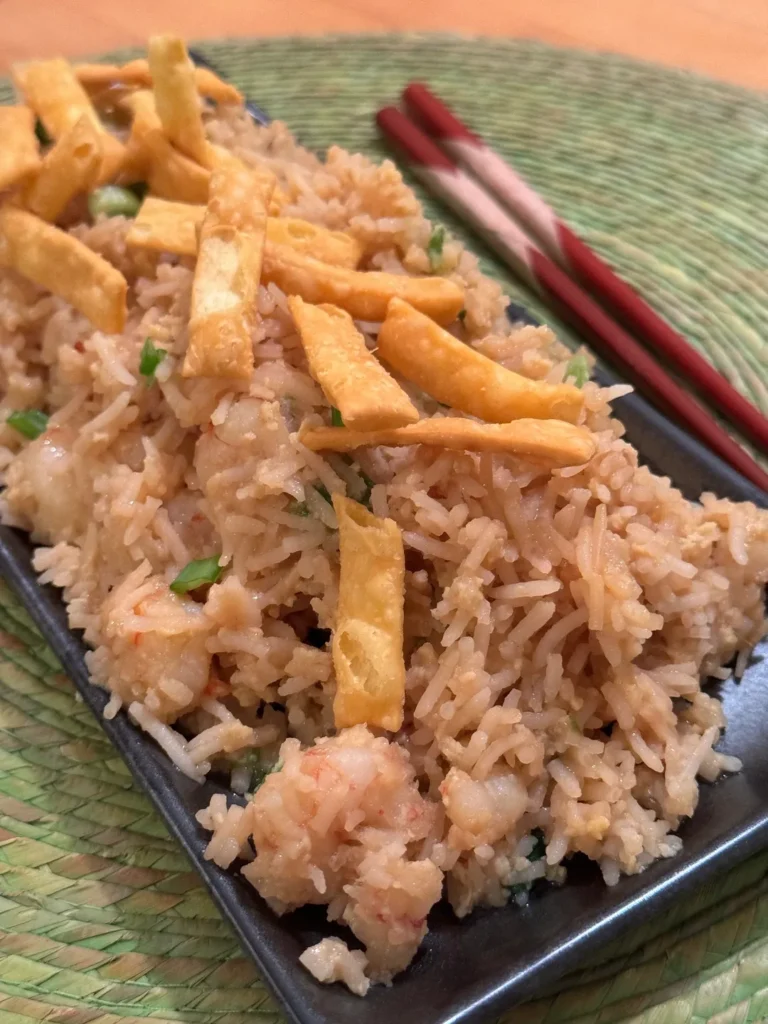 Shrimp fried rice with crispy noodles.