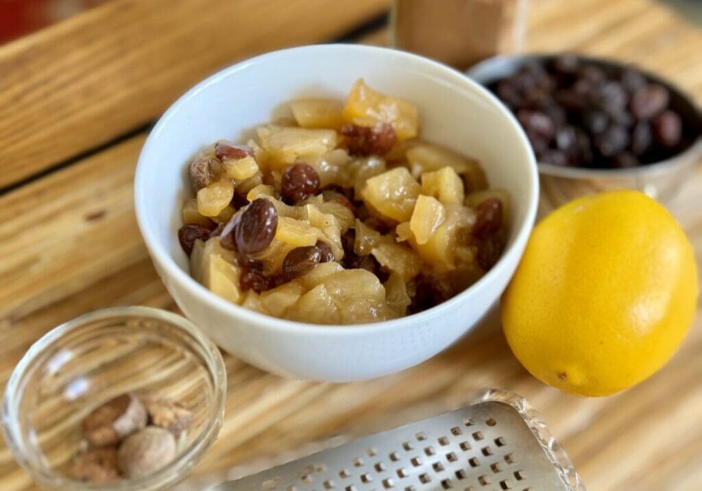 Apple raisin compote with lemon and nutmeg.