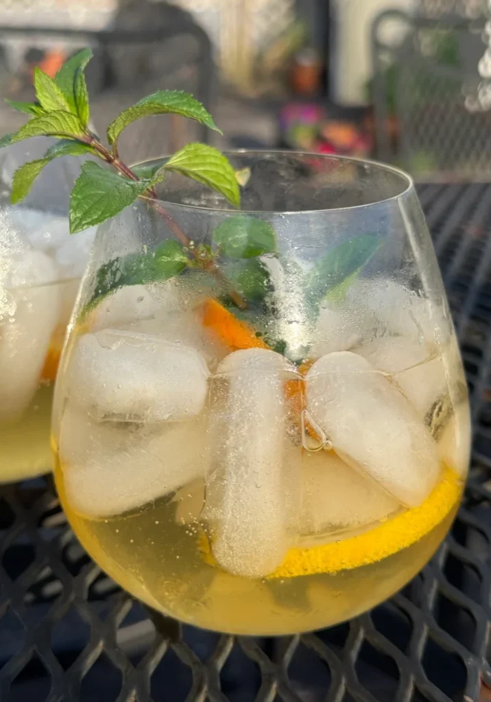 PORT TONIC